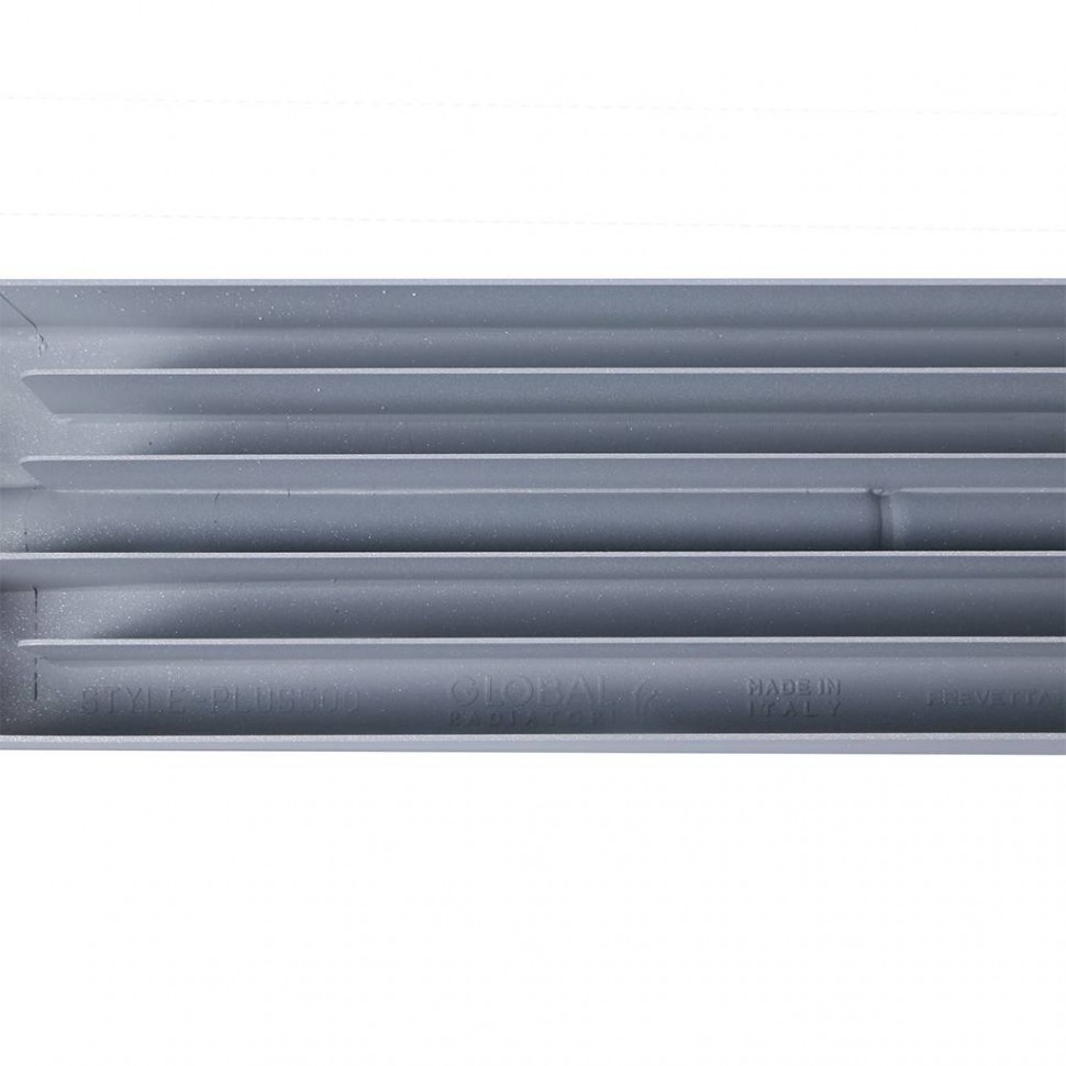 Радиатор биметаллический Global Style Plus 500/6 серый