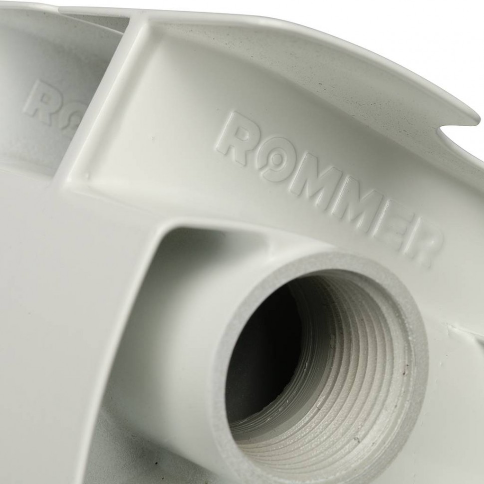 Радиатор алюминиевый Plus 200 10 секций Rommer